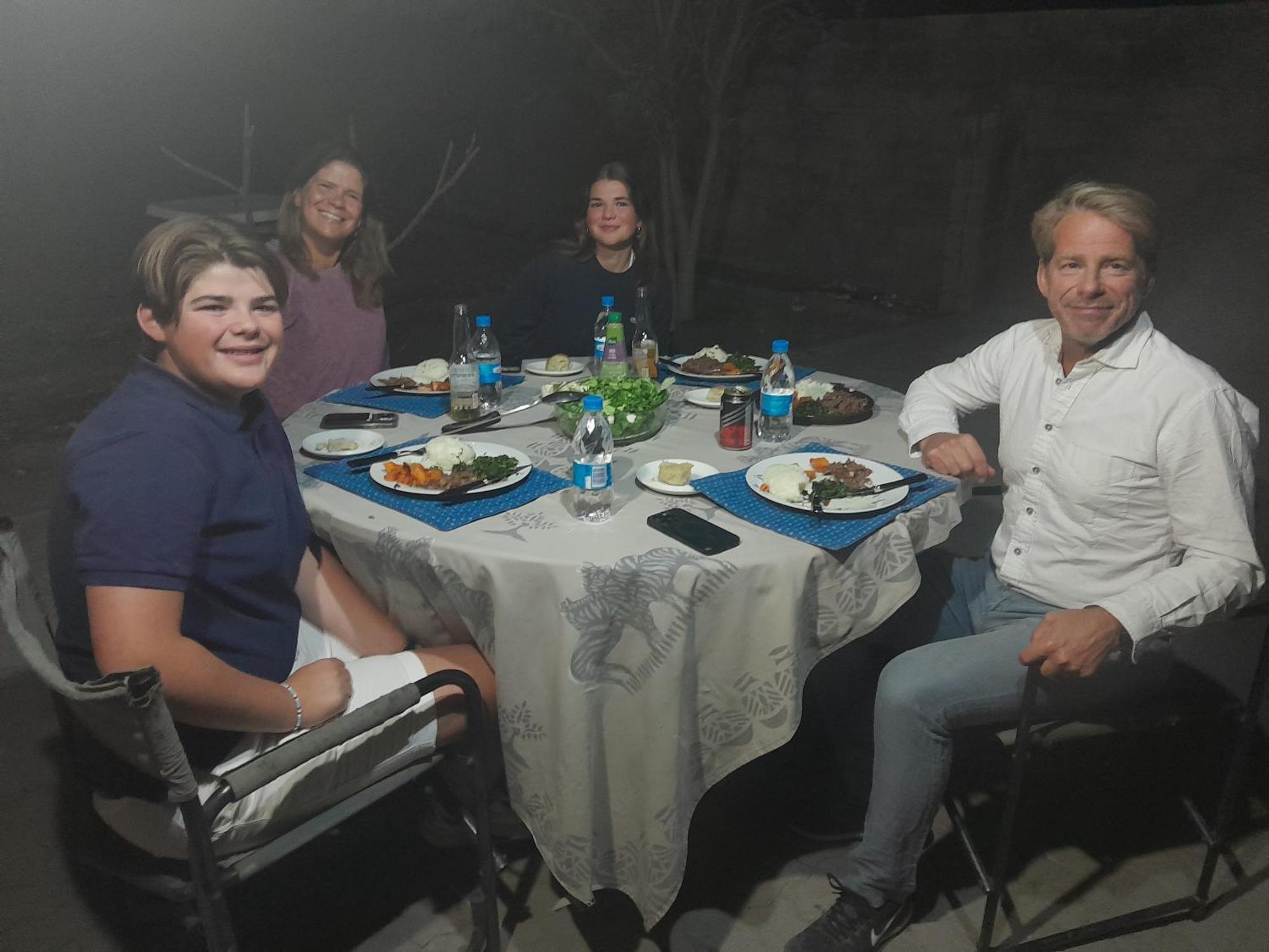 Golentle Home Stay Maun Zewnętrze zdjęcie