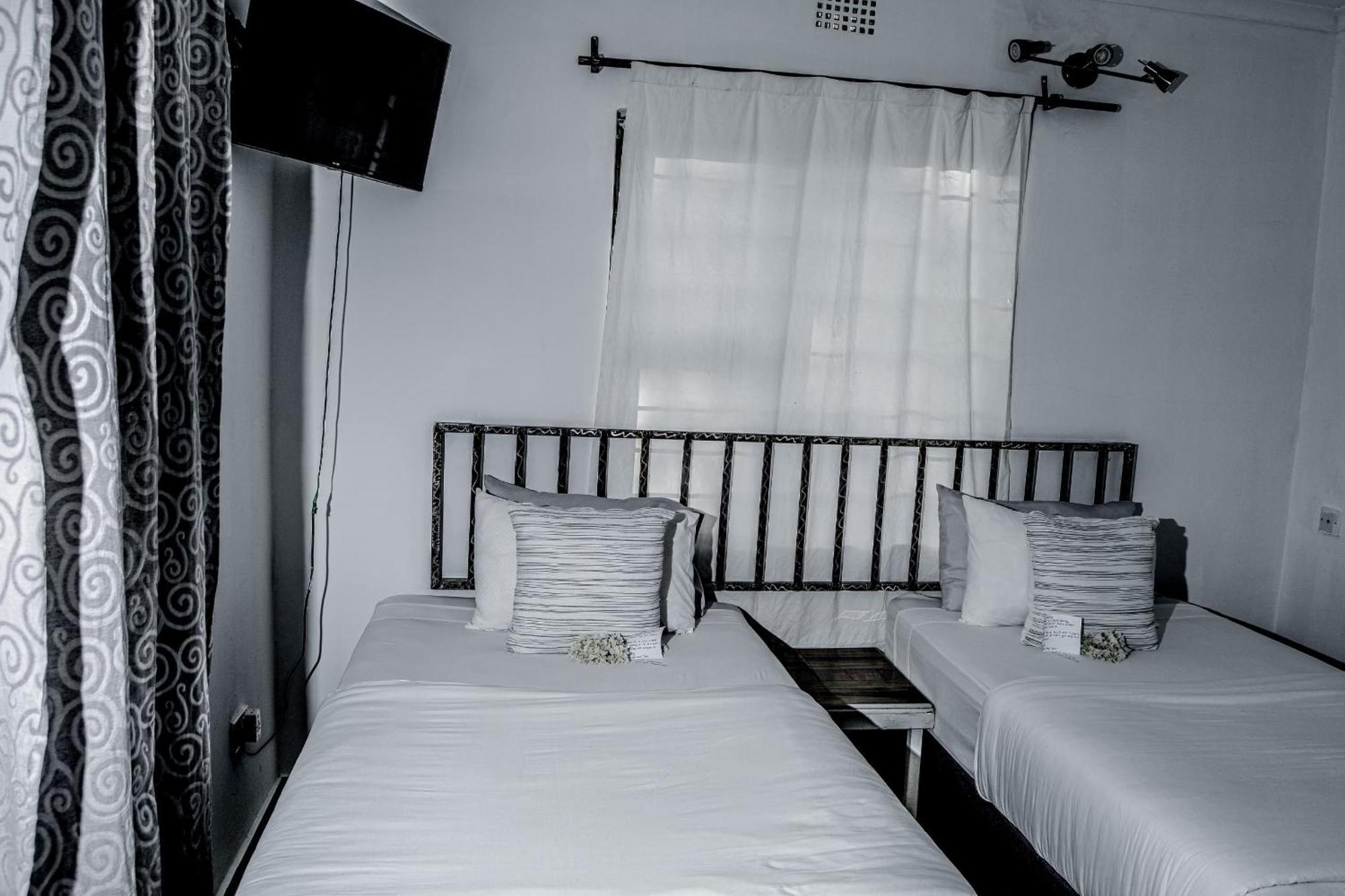 Golentle Home Stay Maun Zewnętrze zdjęcie