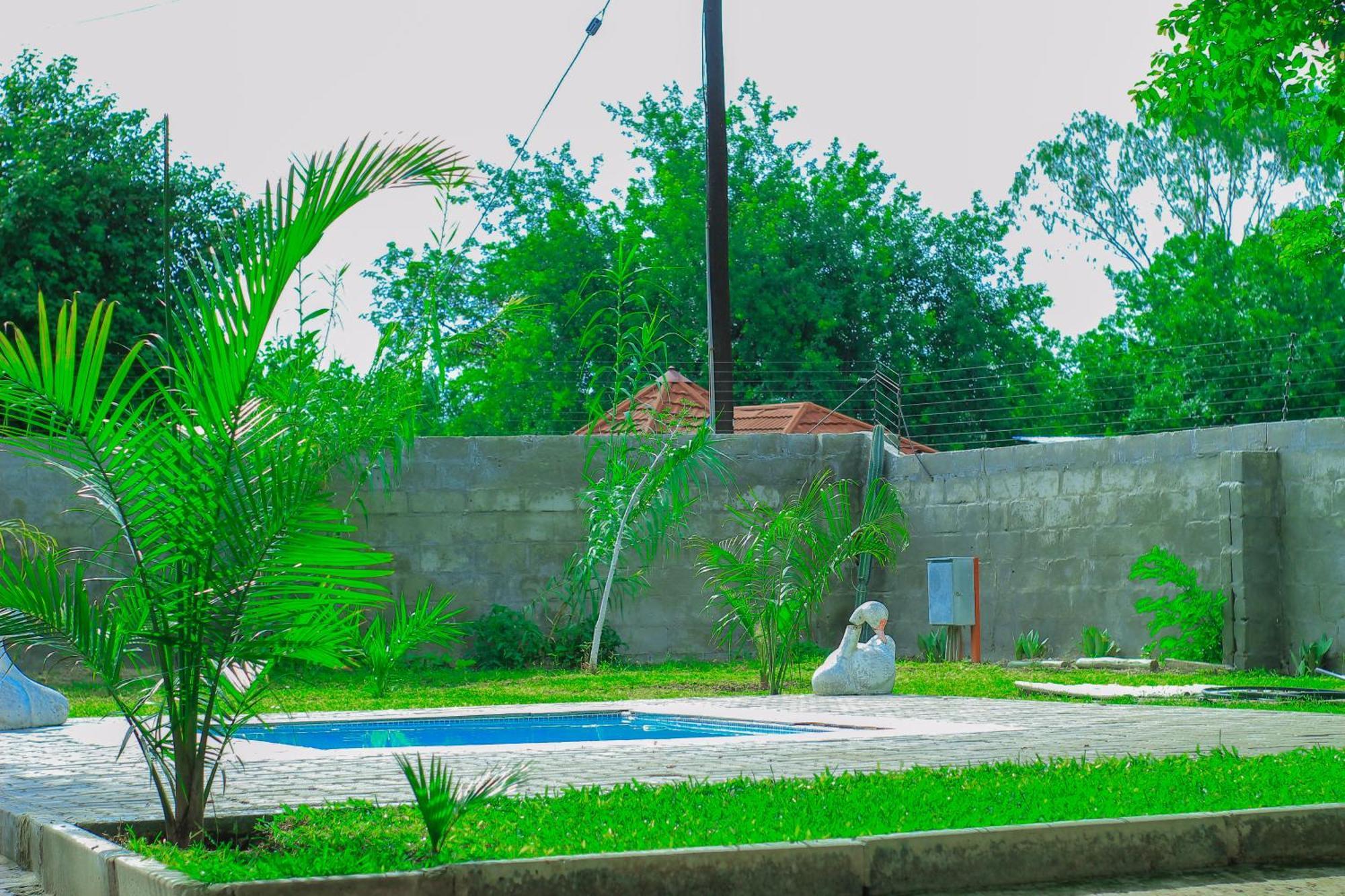 Golentle Home Stay Maun Zewnętrze zdjęcie